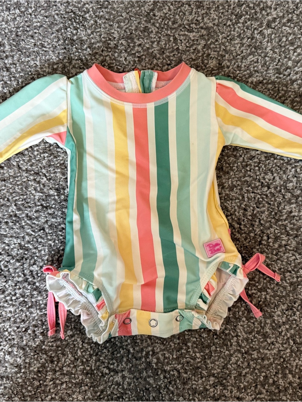 Long Sleeve One Piece Rash Guard Swimsuit Rear Ruffles